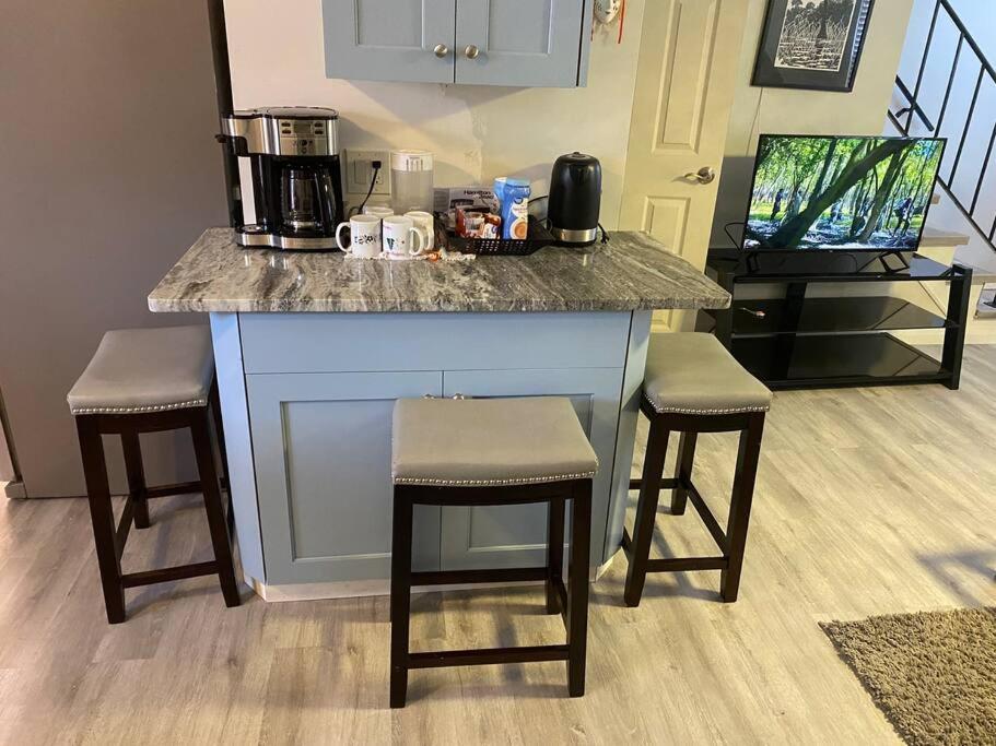 Private Townhouse With Courtyard And Covered Patio West Palm Beach Eksteriør billede